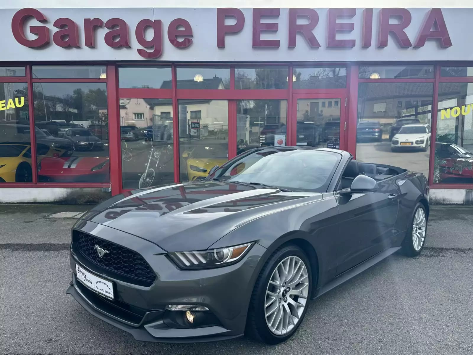 Ford Mustang 2.3 ECOBOOST CABRIO EUROPA Model COC AUTO 1 Hand - Photo 1