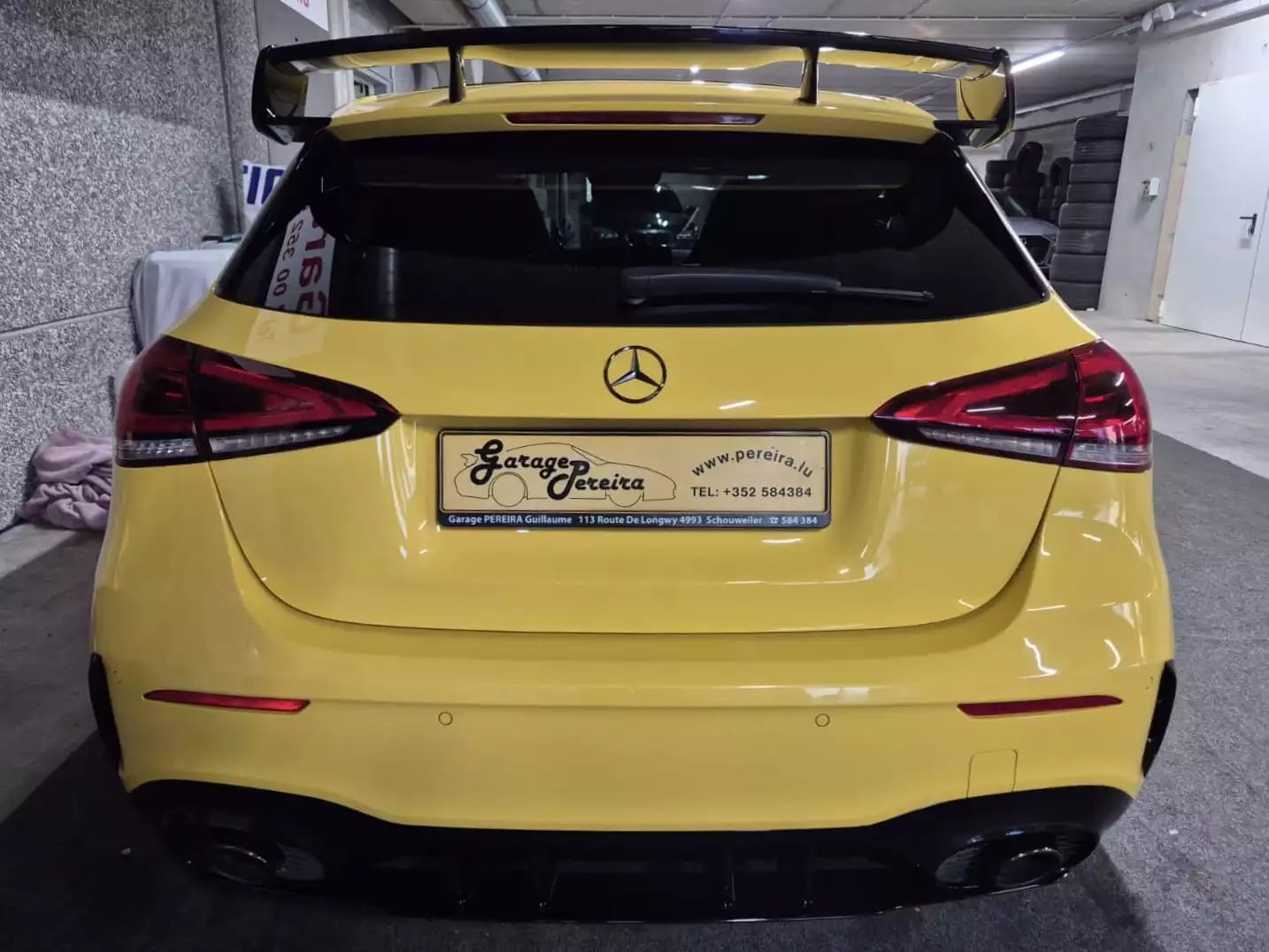 Mercedes-Benz A 35 AMG 4MATIC TURBO PACK AERO PERFORMANCE SITZE PANO CUIR NAVI - Photo 1