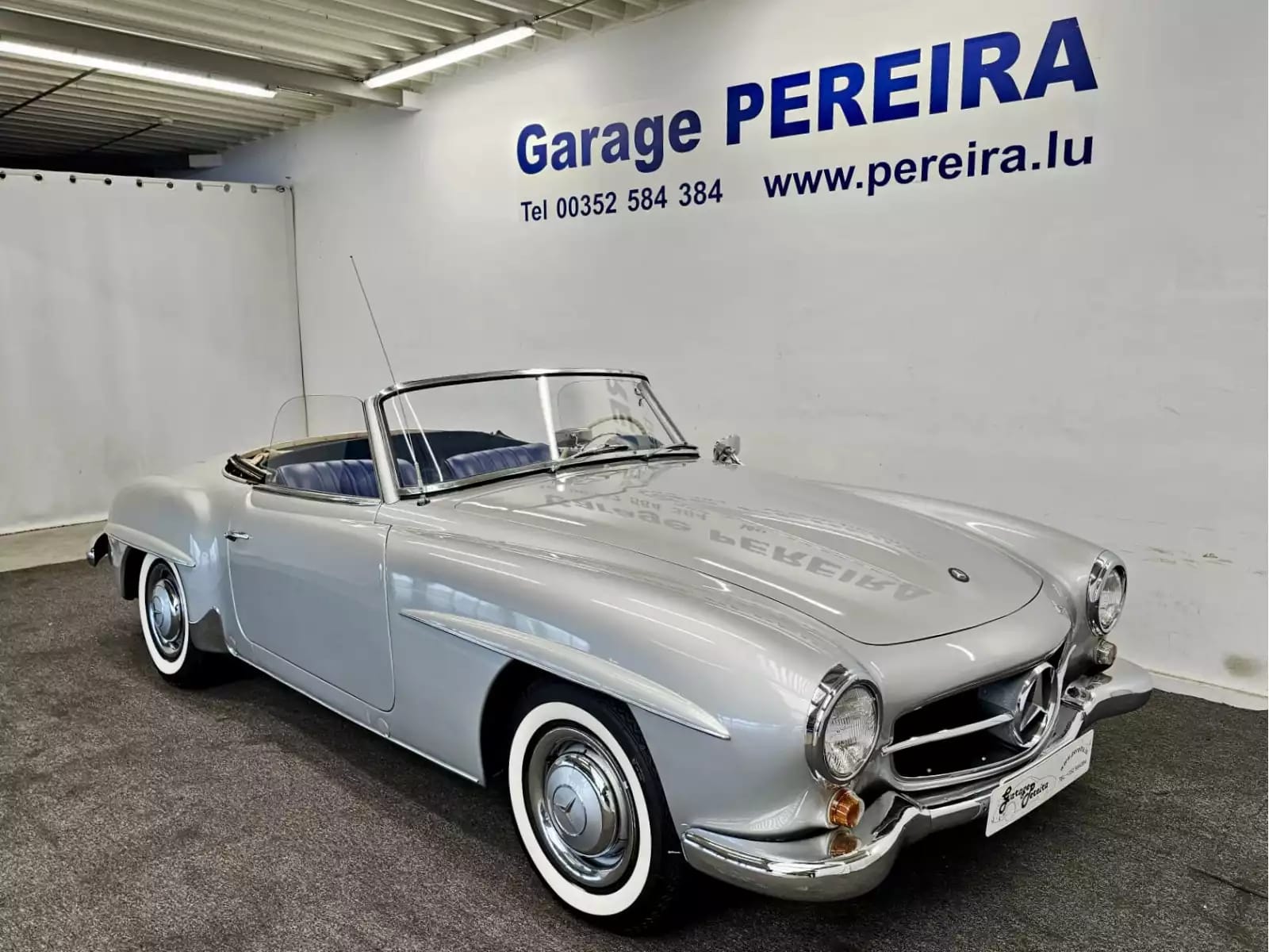 Mercedes-Benz 190 SL - Photo 1