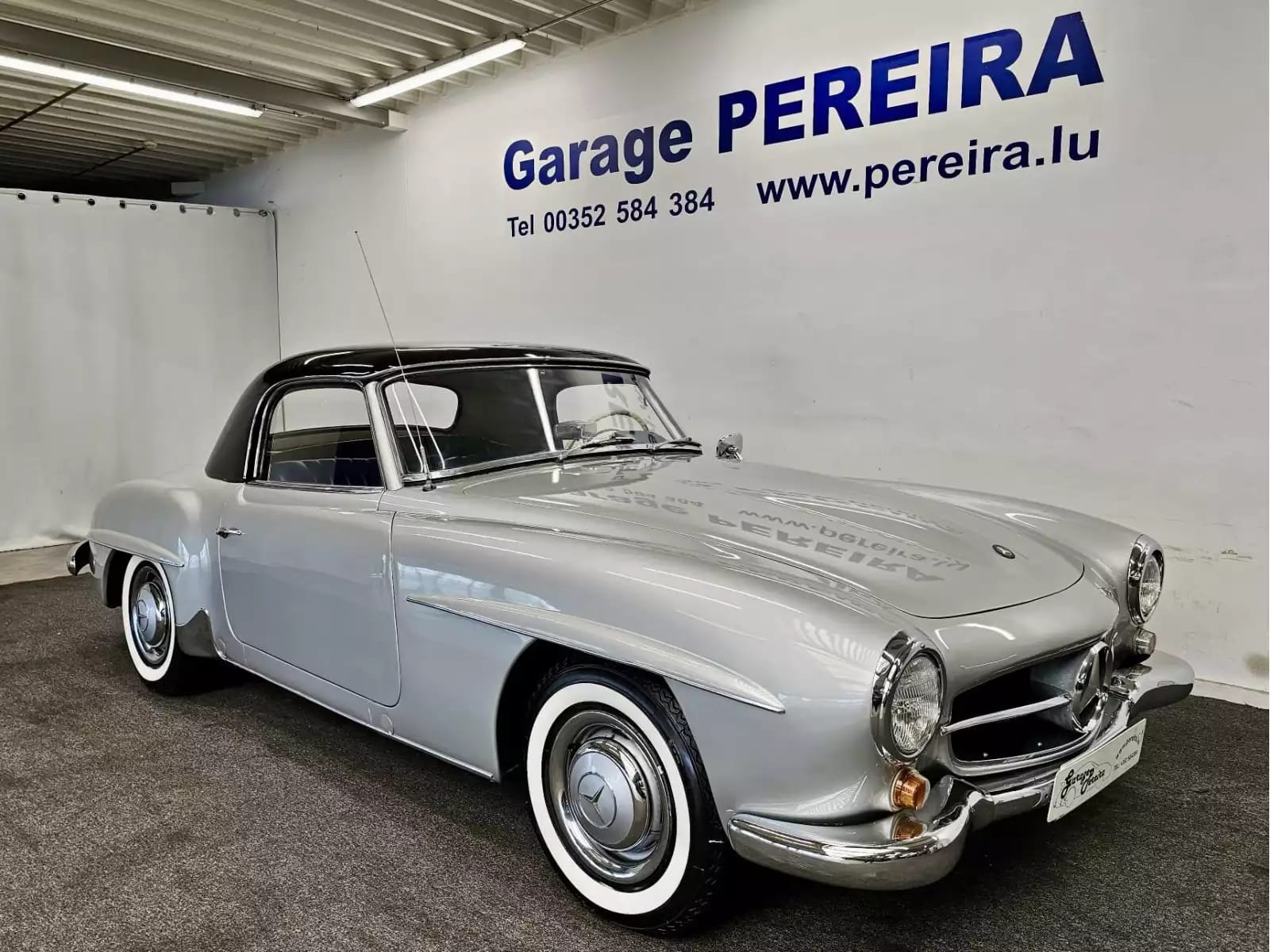 Mercedes-Benz 190 SL - Photo 1