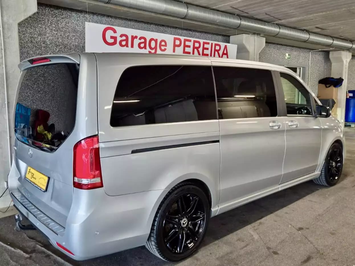 Mercedes-Benz V 250 D AMG LINE 7 SITZE CUIR NAVI 1 HAND - Photo 1