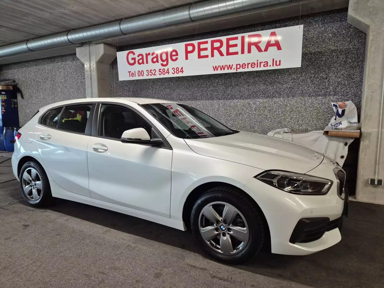 BMW 118 i AUTO  LED NAVI - Photo 1