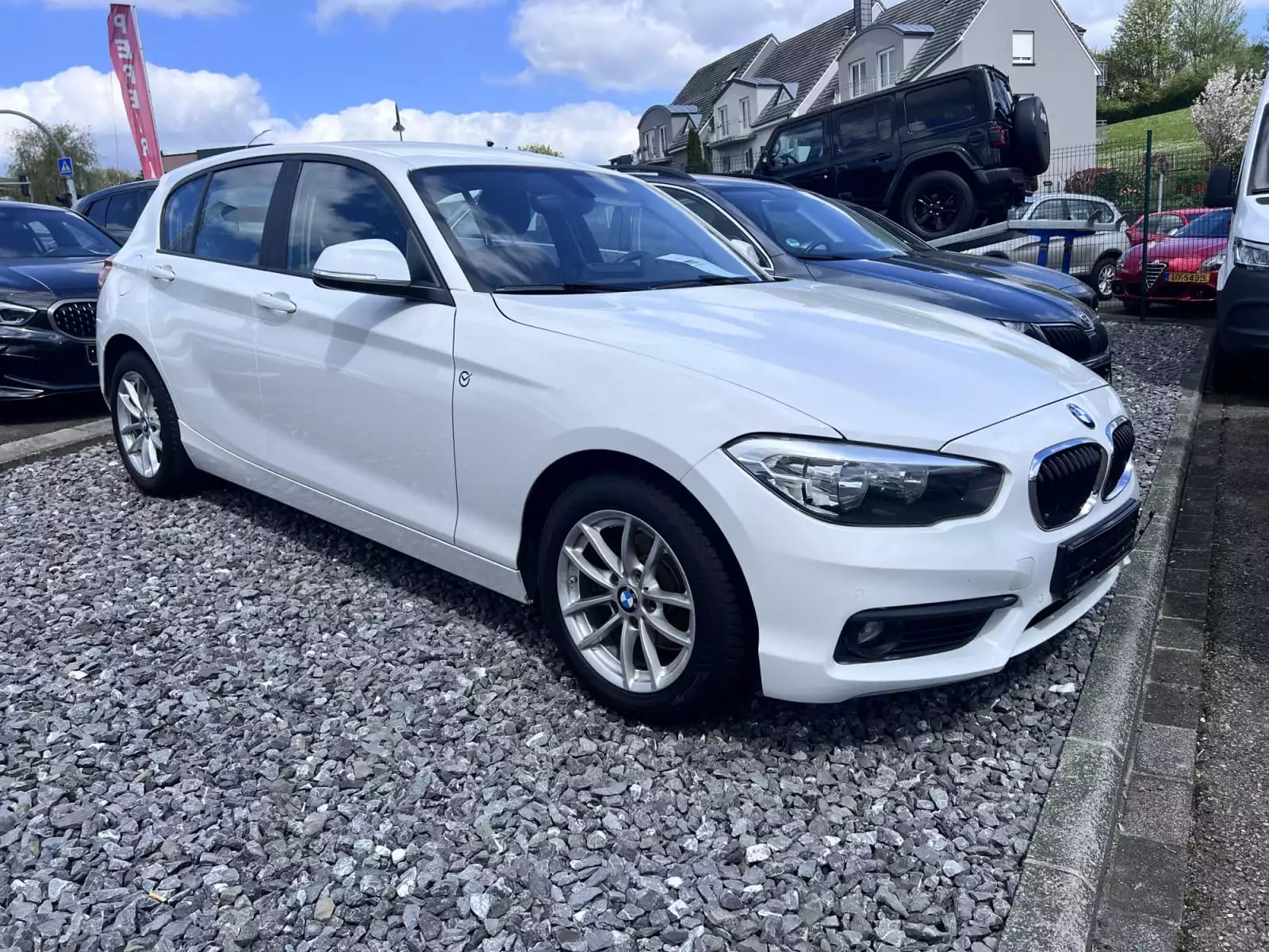 BMW 118 i FACELIFT NAVI - Photo 1