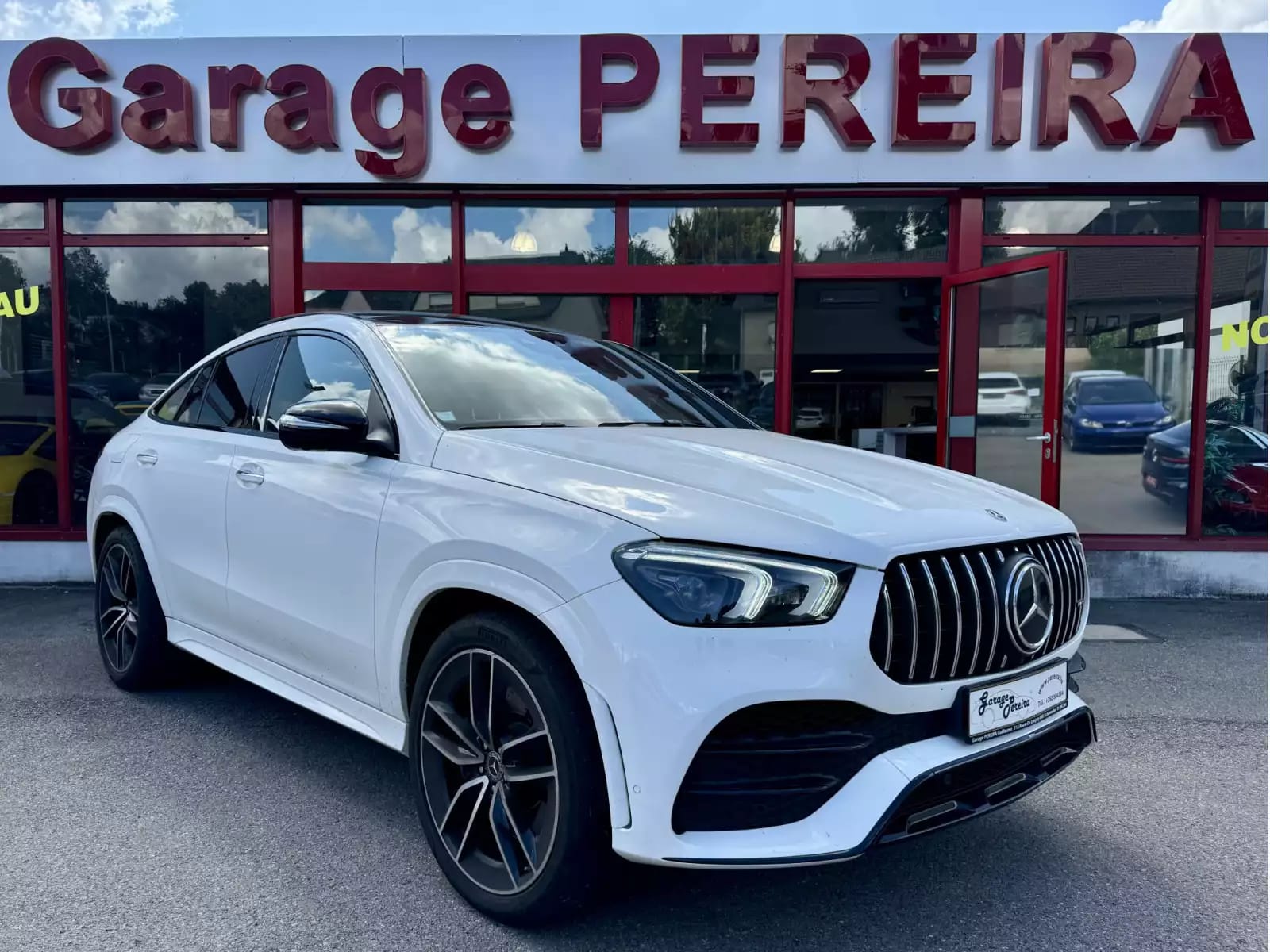 Mercedes-Benz GLE 350 D 4MATIC COUPE AMG LINE HEAD UP BURMESTER PANO CUIR NAVI 1 HAND - Photo 1