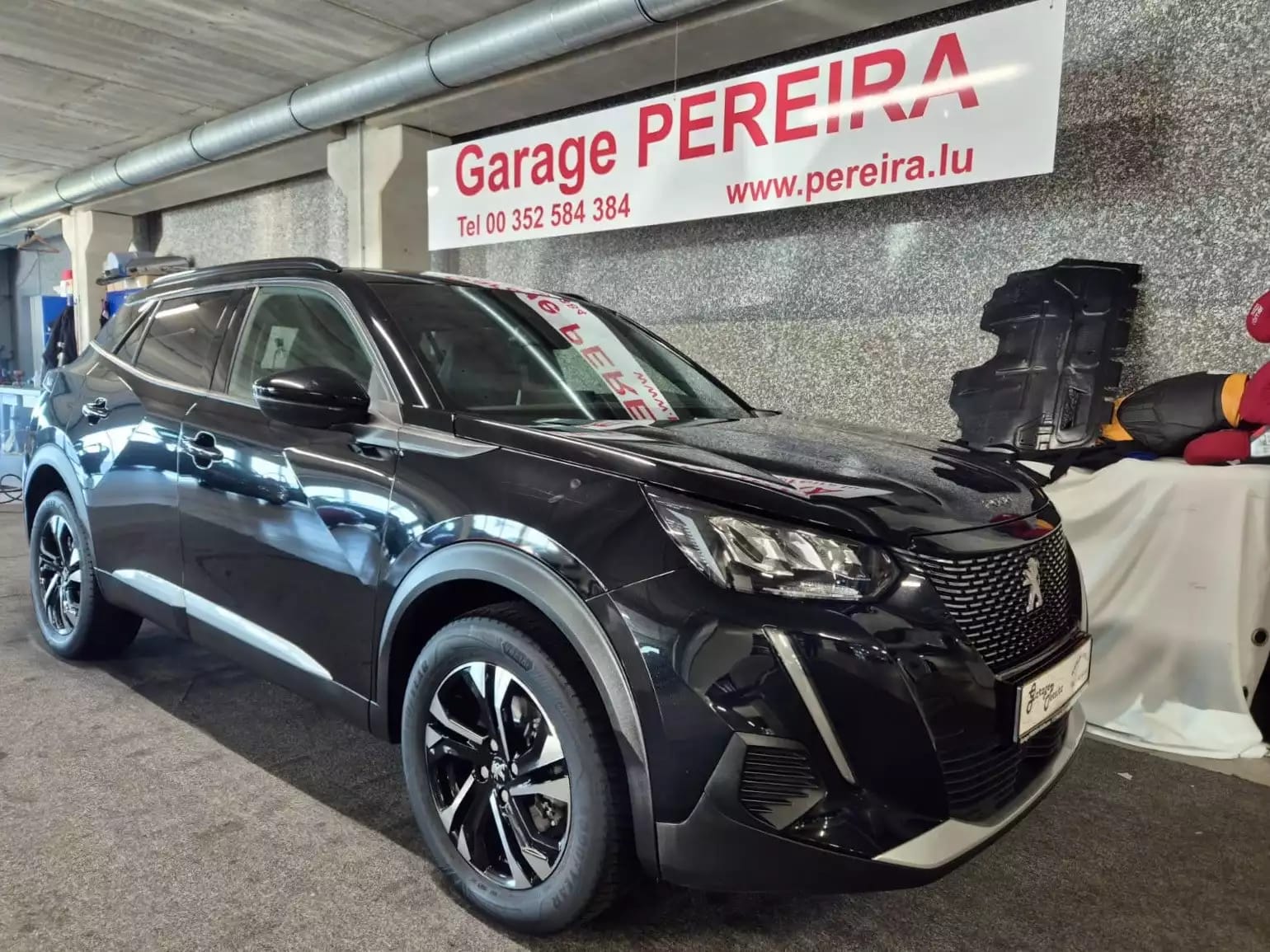 Peugeot 2008 1.5 BLUEHDI 130 ALLURE CUIR NAVI - Photo 1