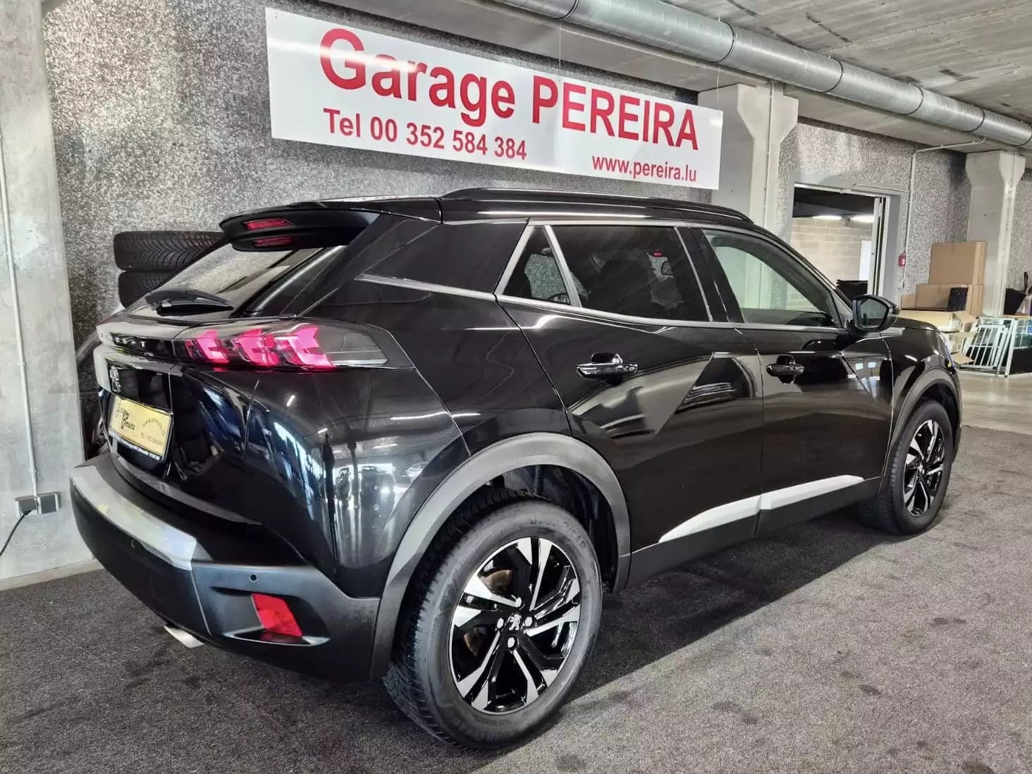 Peugeot 2008 1.5 BLUEHDI 130 ALLURE CUIR NAVI - Photo 1