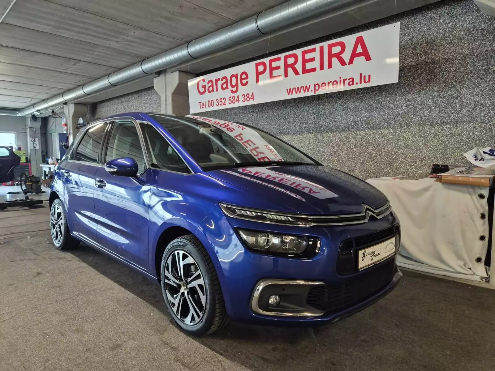 Citroën C4 Picasso 1.6 BLUEHDI 120 PANO LED NAVI - Photo 1