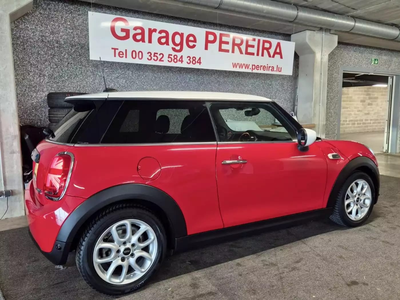 MINI Cooper 1.5 LED NAVI - Photo 1