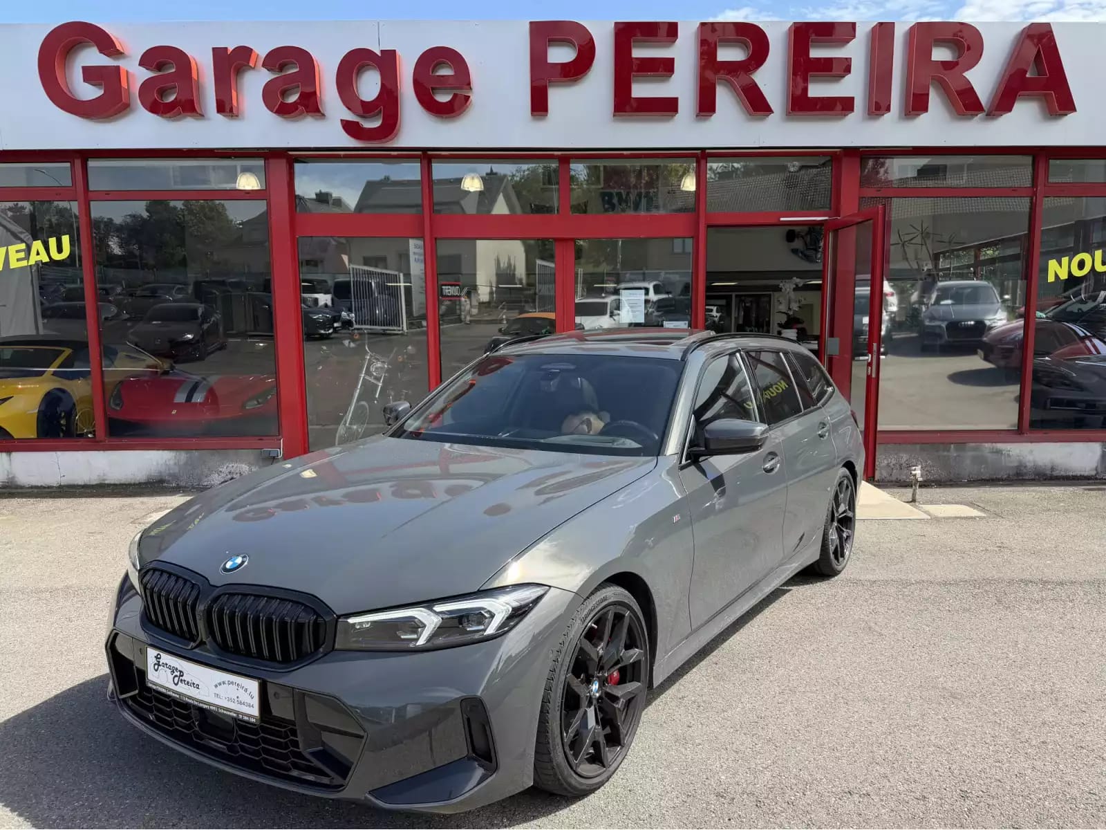 BMW 330 i XDRIVE TOURING M SPORT PAKET NEW MODEL CARBON PANO CUIR NAVI 1 HAND - Photo 1