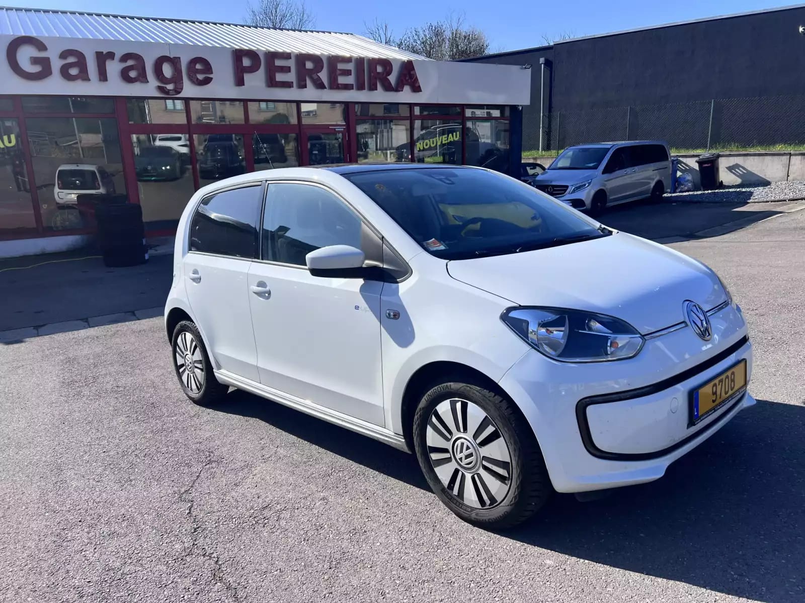 Volkswagen e-up! CLIM NAVI ELECTRIC - Photo 1