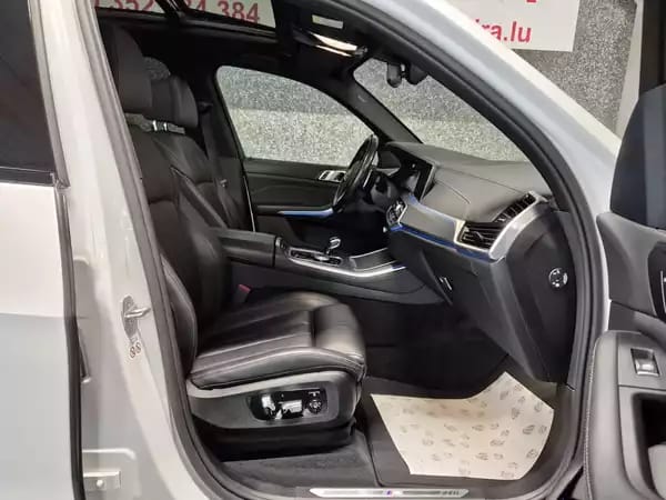 BMW X5 45e XDRIVE M SPORT PAKET LASER Elec Range 87km 1 HAND - Photo 3