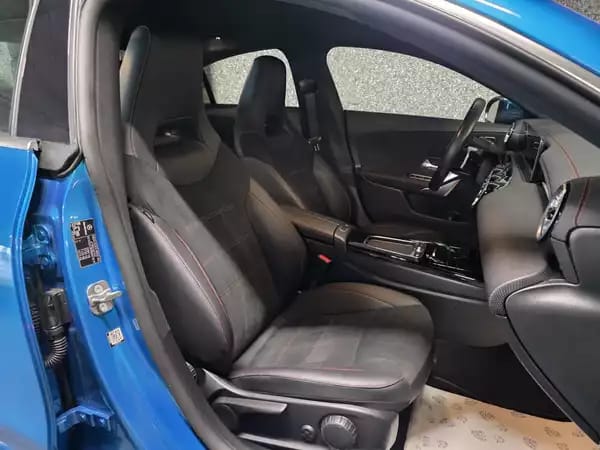 Mercedes-Benz CLA 200 D AMG LINE FACELIFT CUIR NAVI Garantie Mercedes - Photo 3