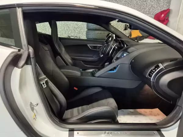 Jaguar F-Type 3.0 V6 P-340 COUPE R-DYNAMIC MERIDIAN PANO CUIR NAVI 1 HAND - Photo 3