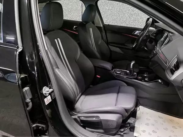 BMW 116 D SPORTLINE CUIR LED NAVI 1 HAND - Photo 3