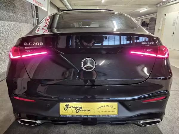 Mercedes-Benz GLC 200 4MATIC COUPE AMG LINE PANO CUIR NAVI 1 HAND - Photo 2