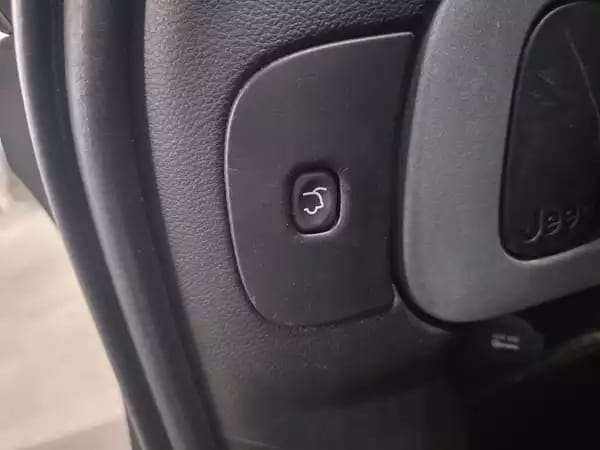 Jeep Cherokee 2.2 MULTIJET 4X4 LIMITED PANO CUIR NAVI - Photo 2