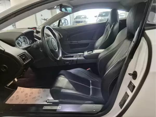 Aston Martin V8 Vantage EUROPA CARBON CUIR NAVI - Photo 3