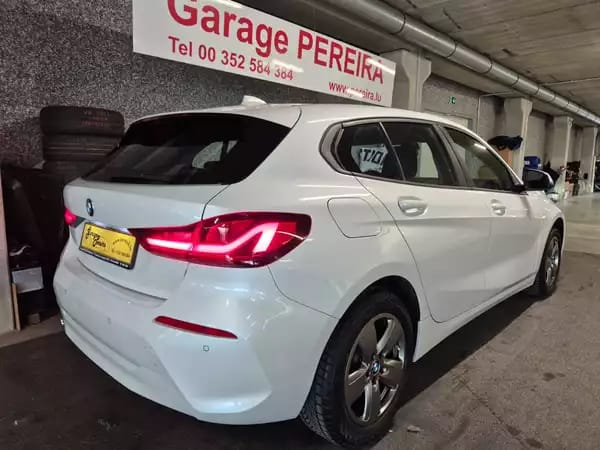 BMW 118 i AUTO  LED NAVI - Photo 2
