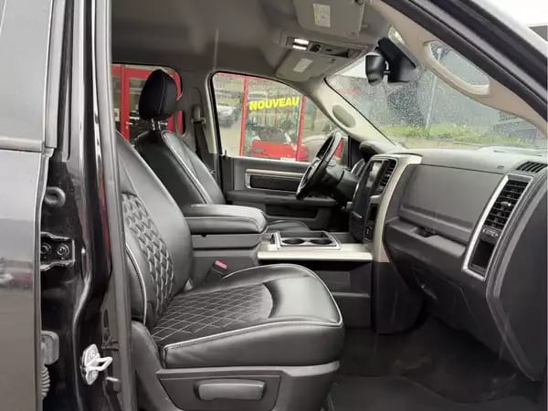 Dodge RAM 1500 SLT 5.7 HEMI GAZ AUTO CUIR NAVI - Photo 3