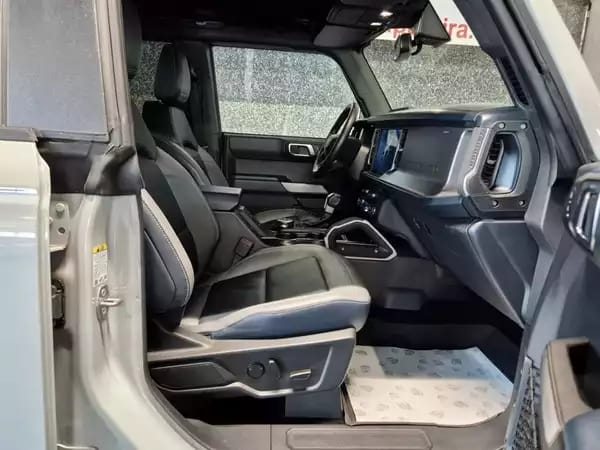 Ford Bronco 2.7i V6 OUTER BANKS BANG OLUFSEN CUIR NAVI - Photo 3