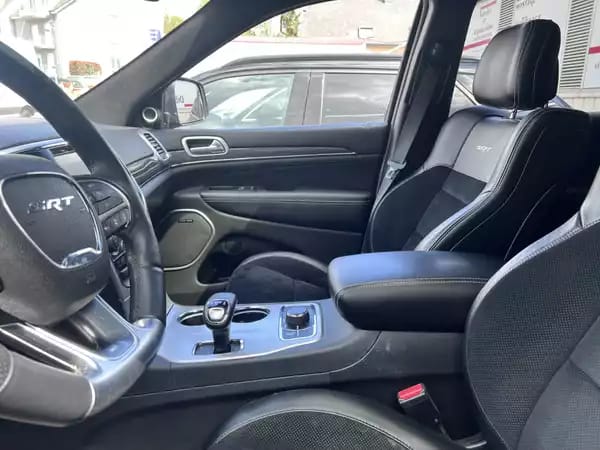 Jeep Grand Cherokee 6.4l V8 HEMI SRT HARMAN KARDON PANO CUIR NAVI 1 HAND - Photo 2