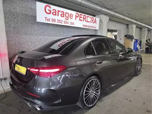 Mercedes-Benz C 180 AMG LINE PANO CUIR NAVI 1 HAND - Photo 2