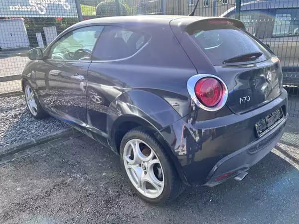 Alfa Romeo MiTo 1.3 JTDM - Photo 2