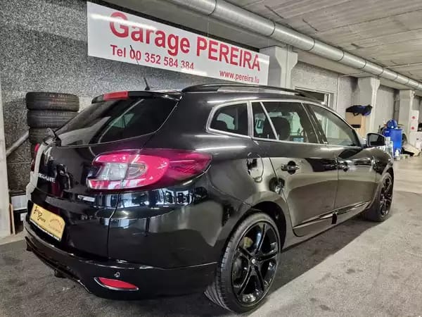 Renault Megane GRANDTOUR GT 220 LIMITED EDITION N°102 BOSE CUIR NAVI - Photo 2
