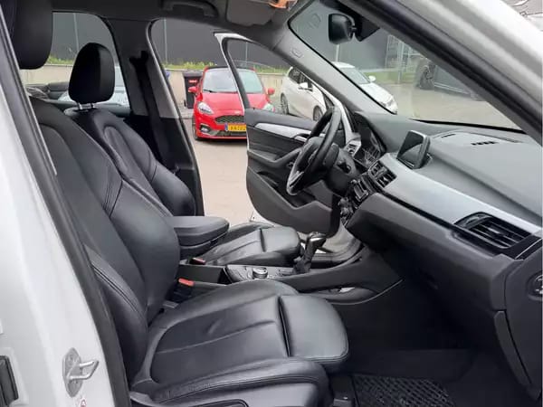 BMW X1 X1 2.0 i X drive Navi Cuir 4x4 - Photo 2