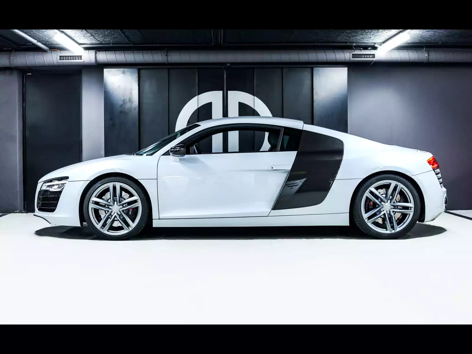 Audi R8 COUPE V8 4.2 FSI QUATTRO S-TRONIC - Photo 1