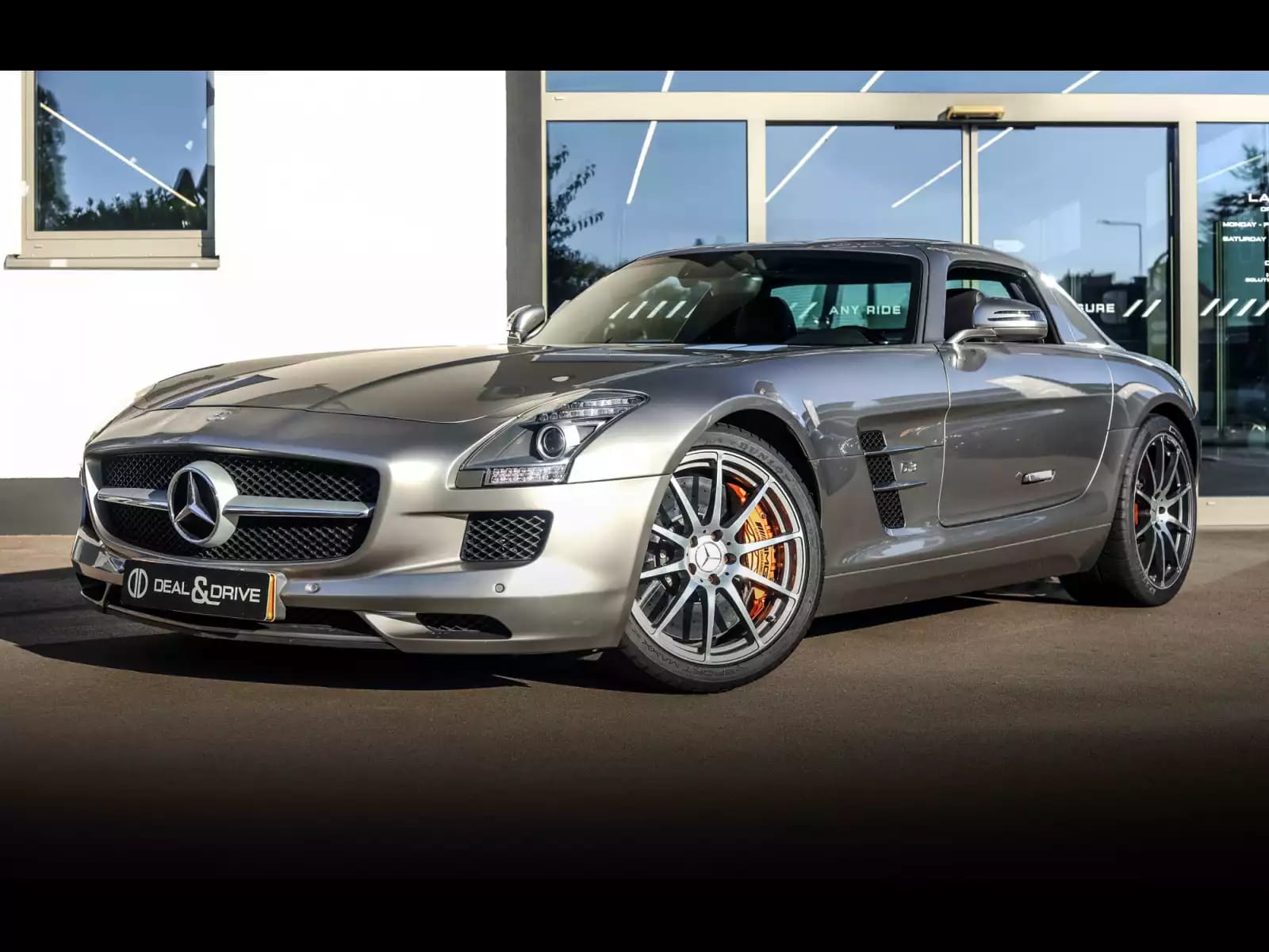 Mercedes-Benz SLS AMG COUPE 6.3 V8 SPEEDSHIFT DCT - Photo 1