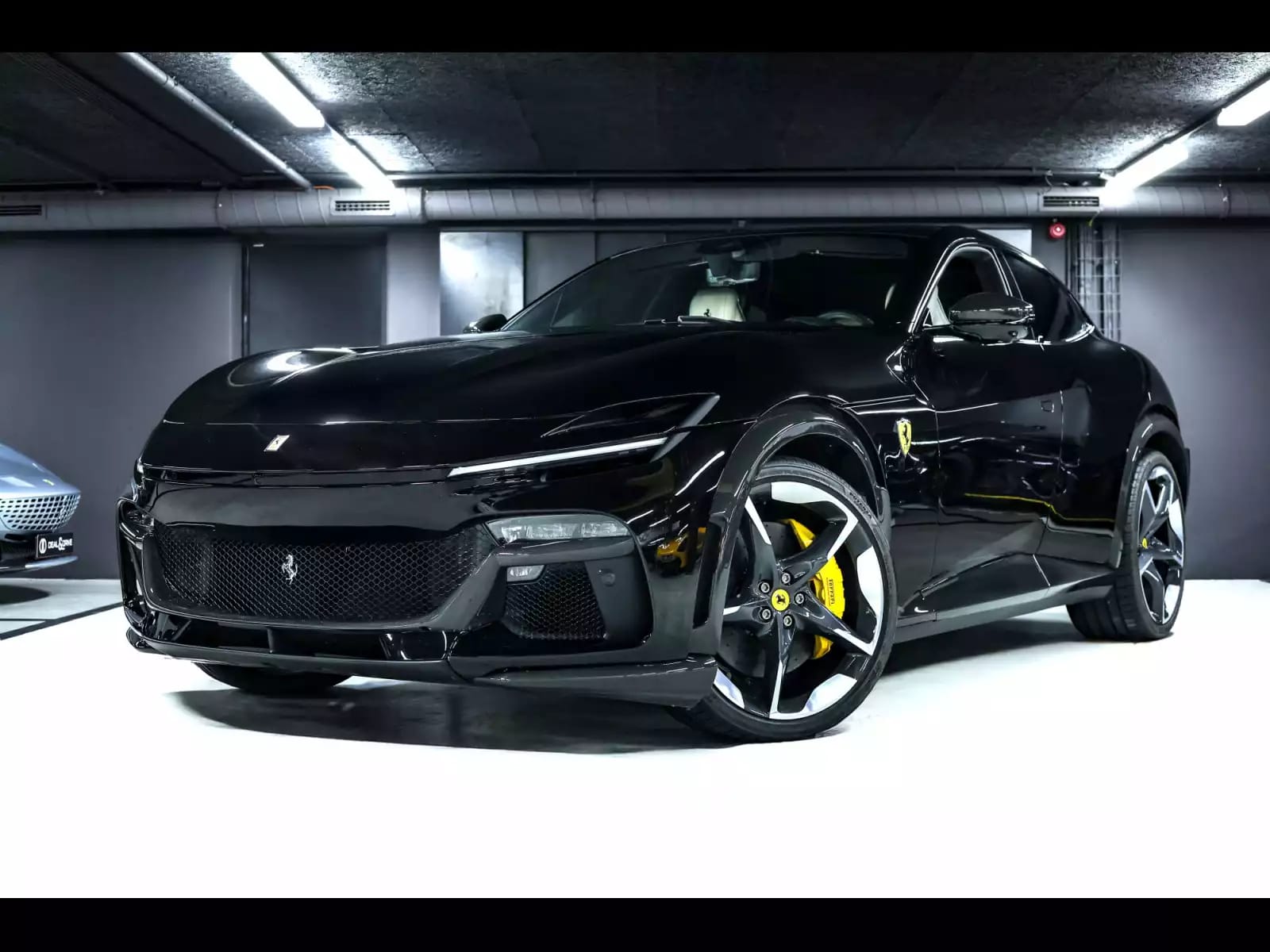 Ferrari Purosangue 6.5 V12 725 – NERO STELLATO METALLIC – FULL PPF - Photo 1