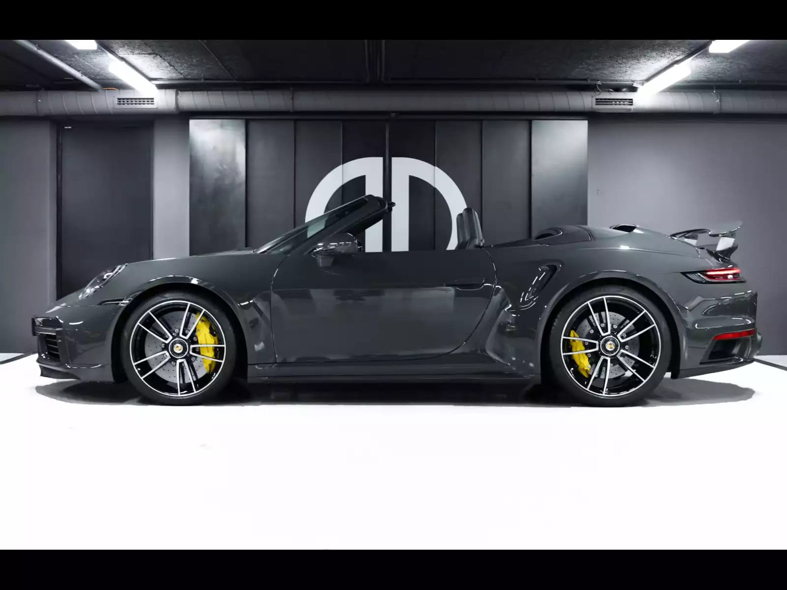 Porsche 911 (992.1) TURBO S CABRIOLET PDK – SLATE GREY PTS - Photo 1