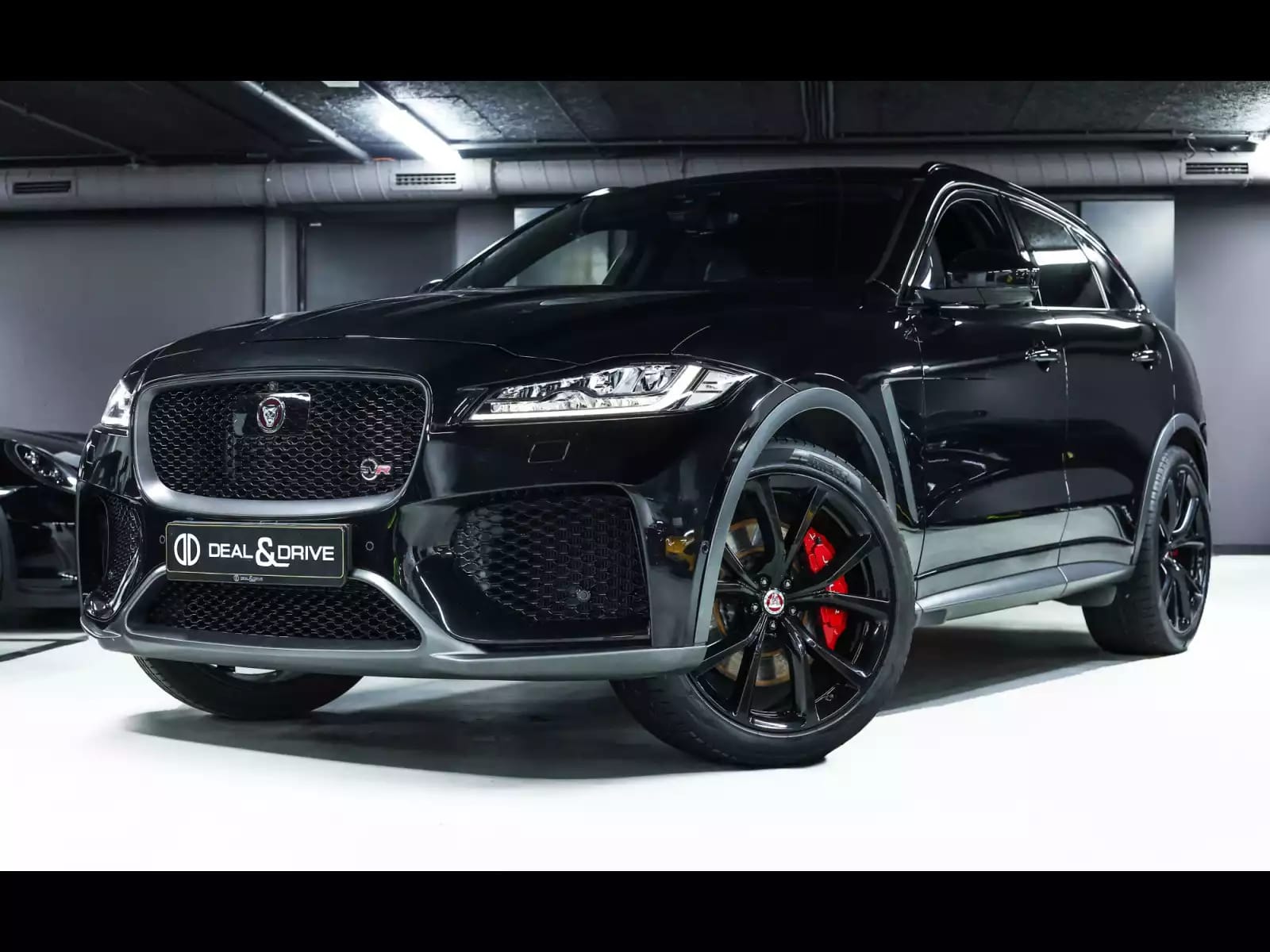 Jaguar F-Pace 5.0 SUPERCHARGED P550 SVR AWD - Photo 1
