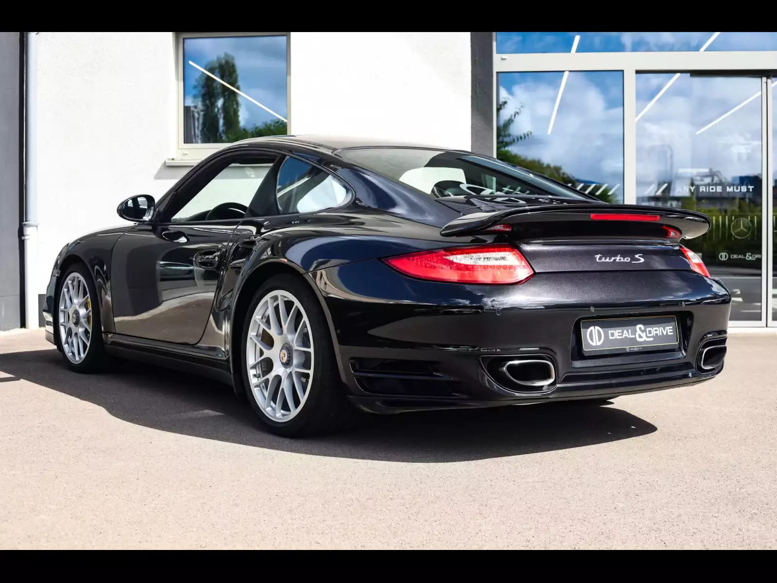 Porsche 911 (997.2) TURBO S COUPE 3.8 530 PDK – BASALTSCHWARZ - Photo 1