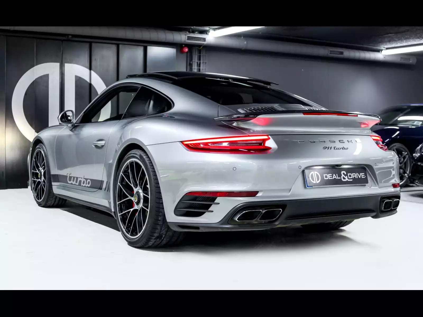 Porsche 911 (991.2) 3.8 TURBO COUPE PDK – GT-SILVER - Photo 1