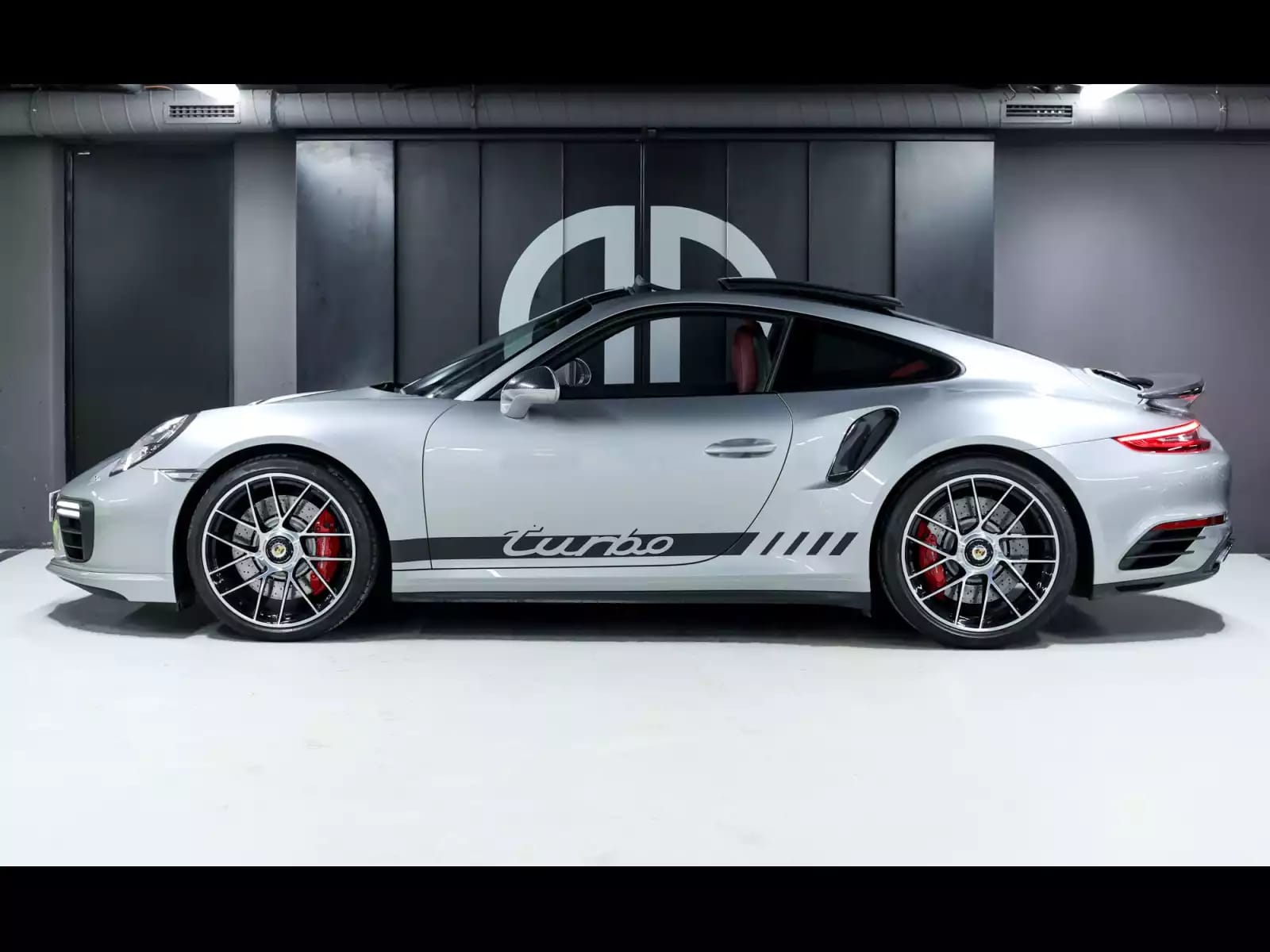 Porsche 991 .2 911 3.8 TURBO COUPE PDK – GT-SILVER - Photo 1