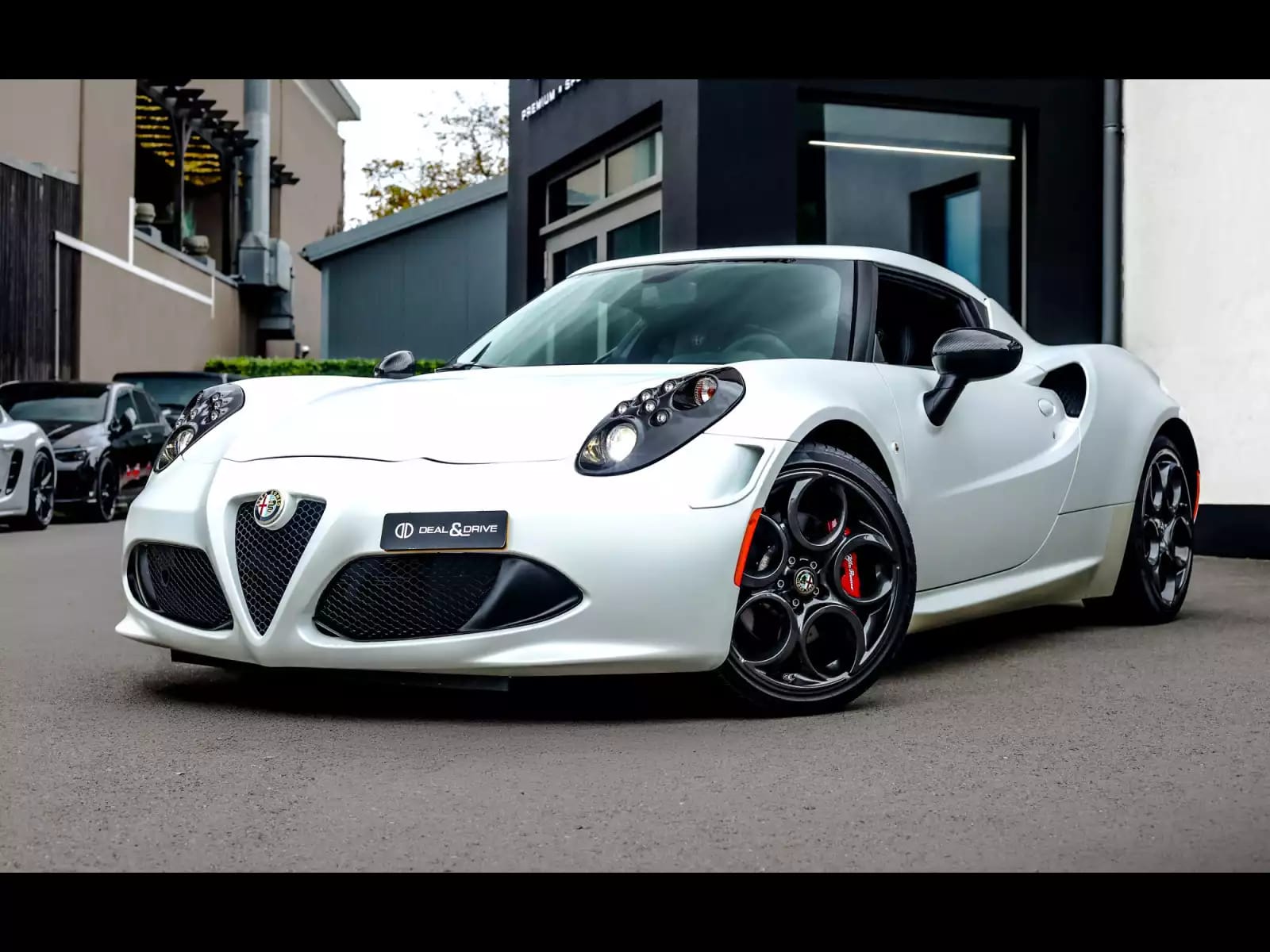 Alfa Romeo 4C COUPE – LAUNCH EDITION – 1 OF 500 - Photo 1