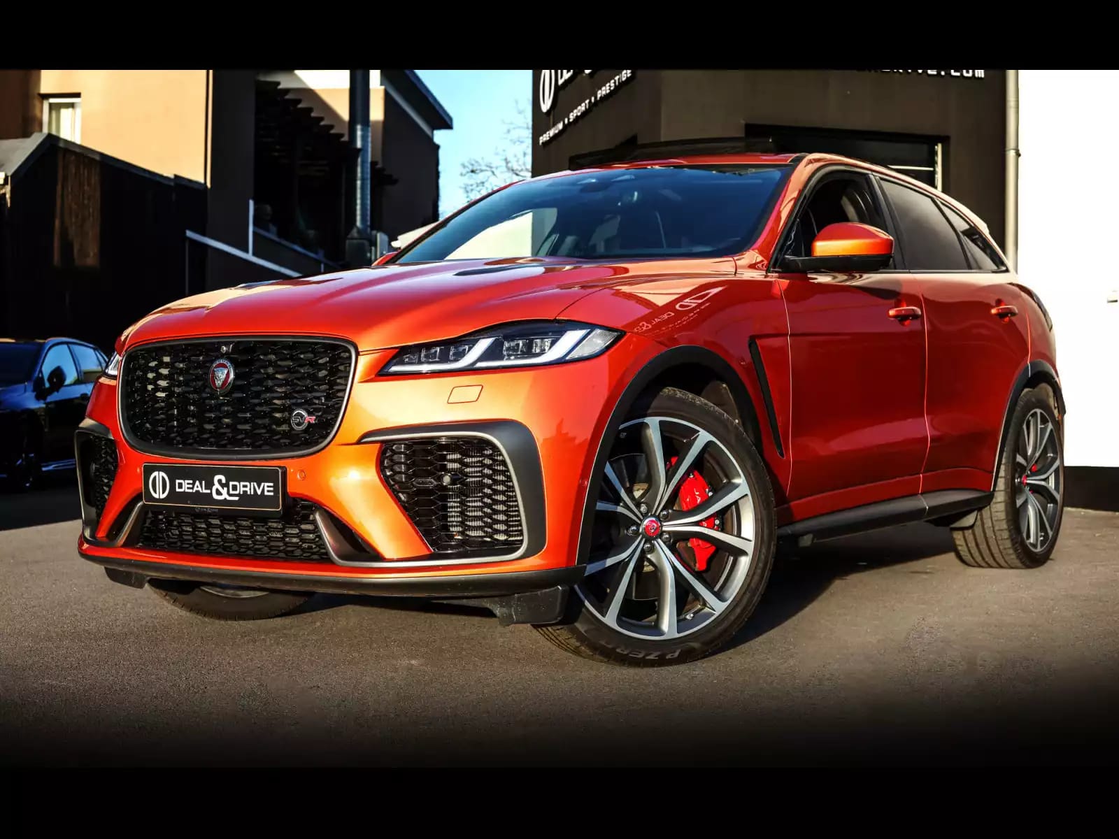Jaguar F-Pace 5.0 SUPERCHARGED P550 SVR AWD – ORANGE ATACAMA SVO PREMIUM PAINT - Photo 1