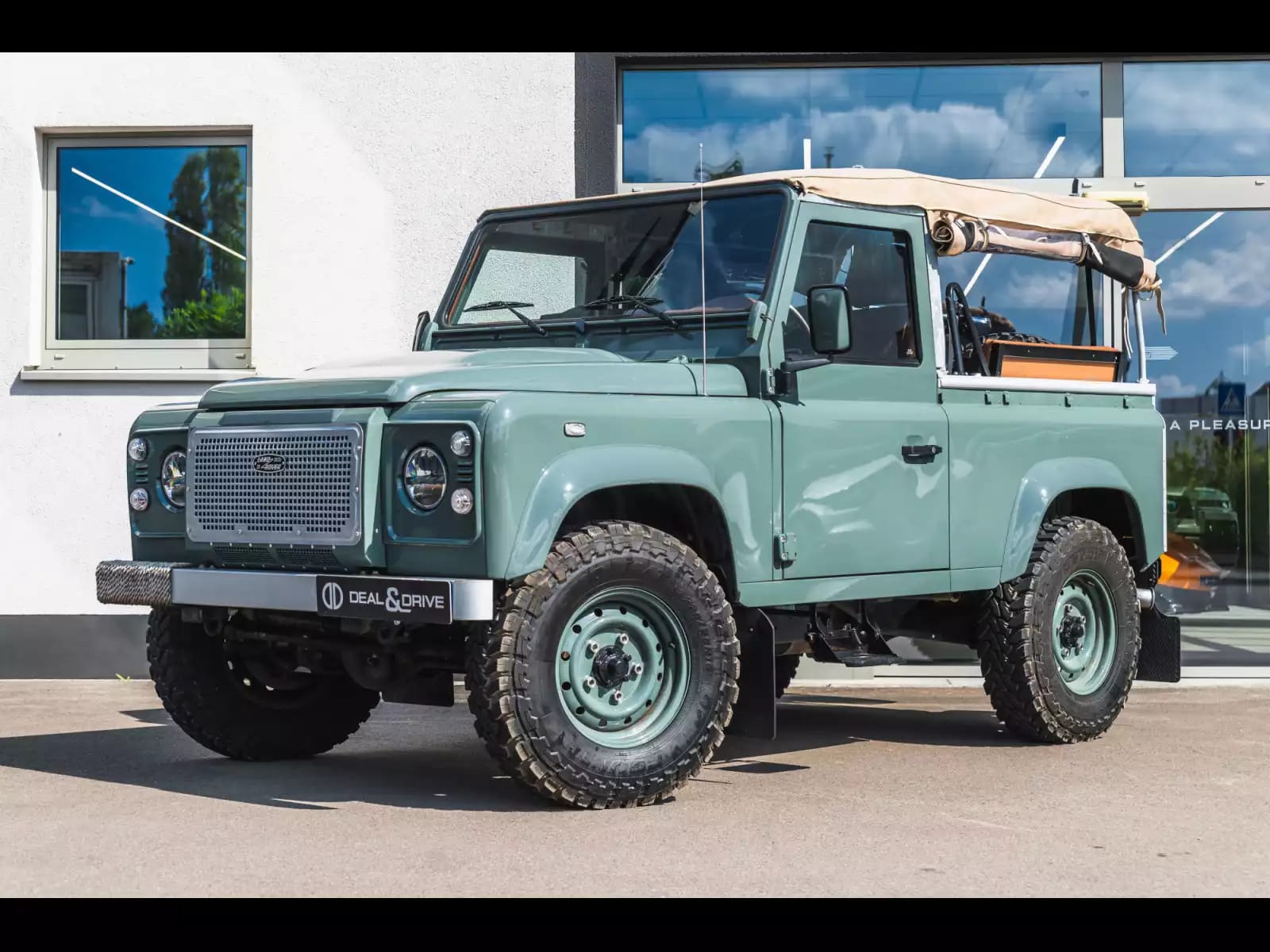 Land Rover Defender III 90 TD4 2.2L SOFT TOP - Photo 1