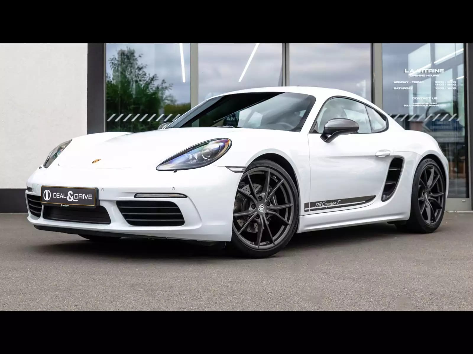 Porsche 718 Cayman T 2.0 MANUAL – CARRARA WHITE METALLIC - Photo 1