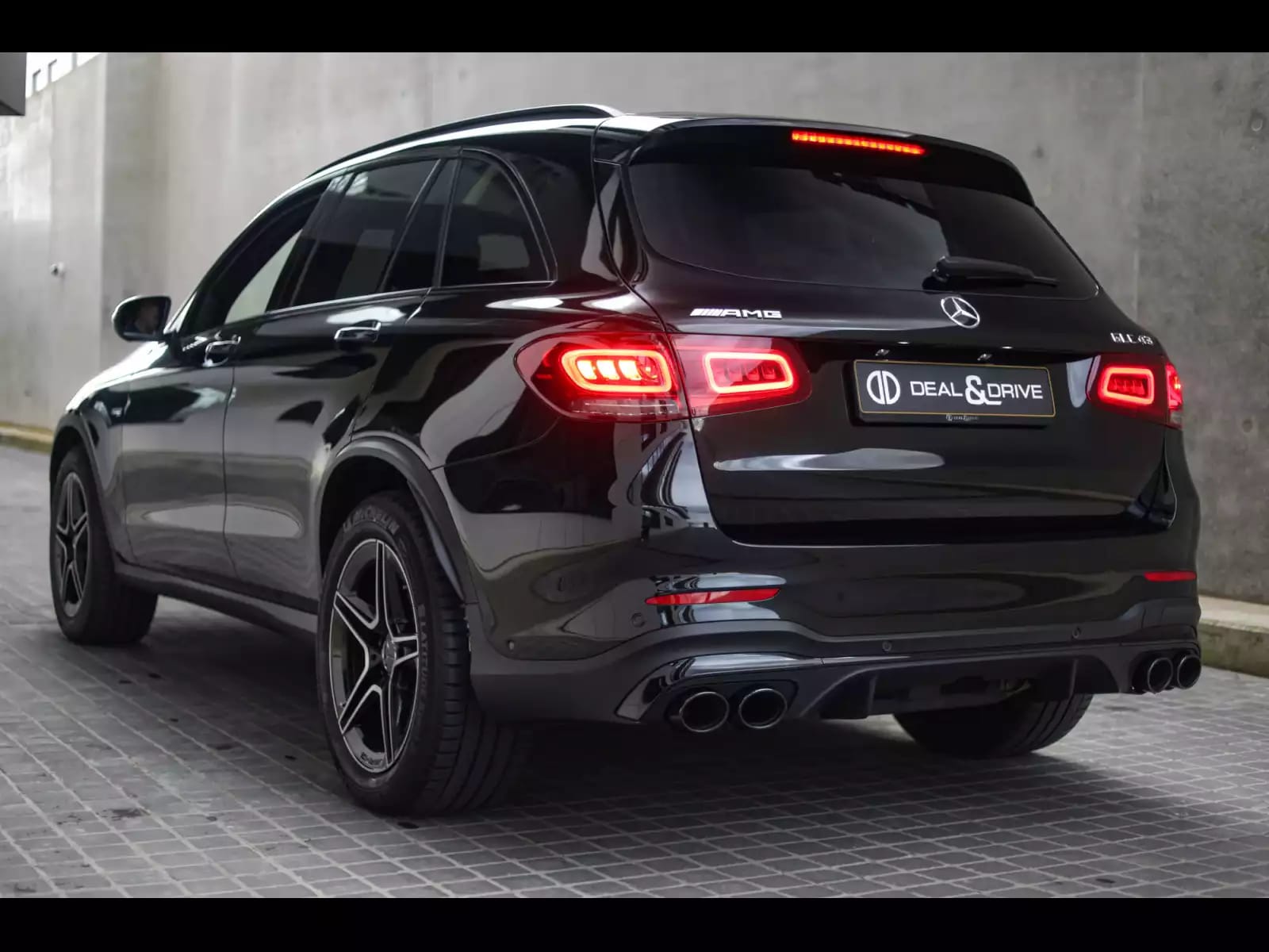 Mercedes-Benz GLC 43 AMG 4MATIC – OBSIDIAN BLACK - Photo 1