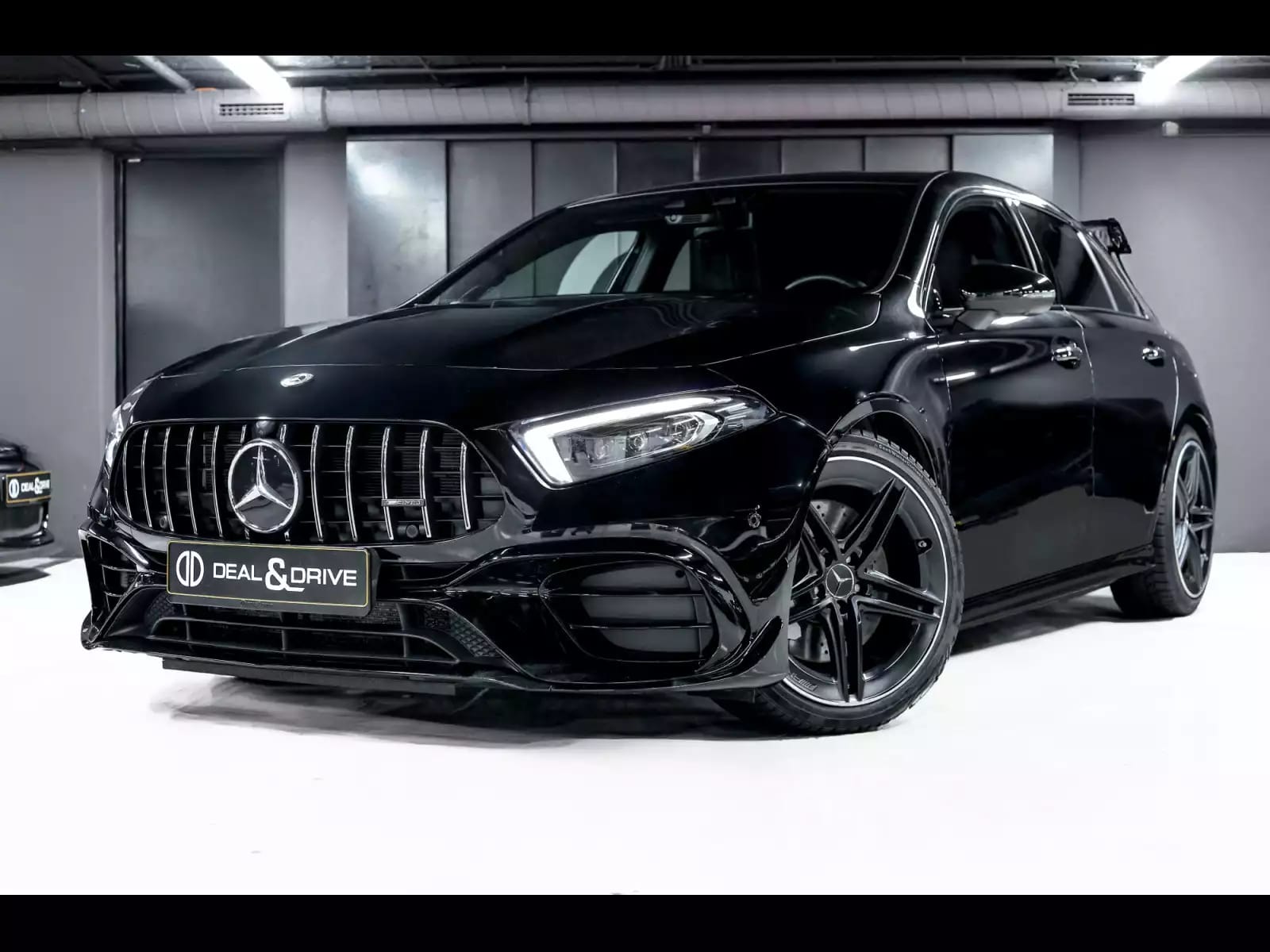 Mercedes-Benz A 45 AMG 4MATIC PACK AERODYNAMIQUE - Photo 1