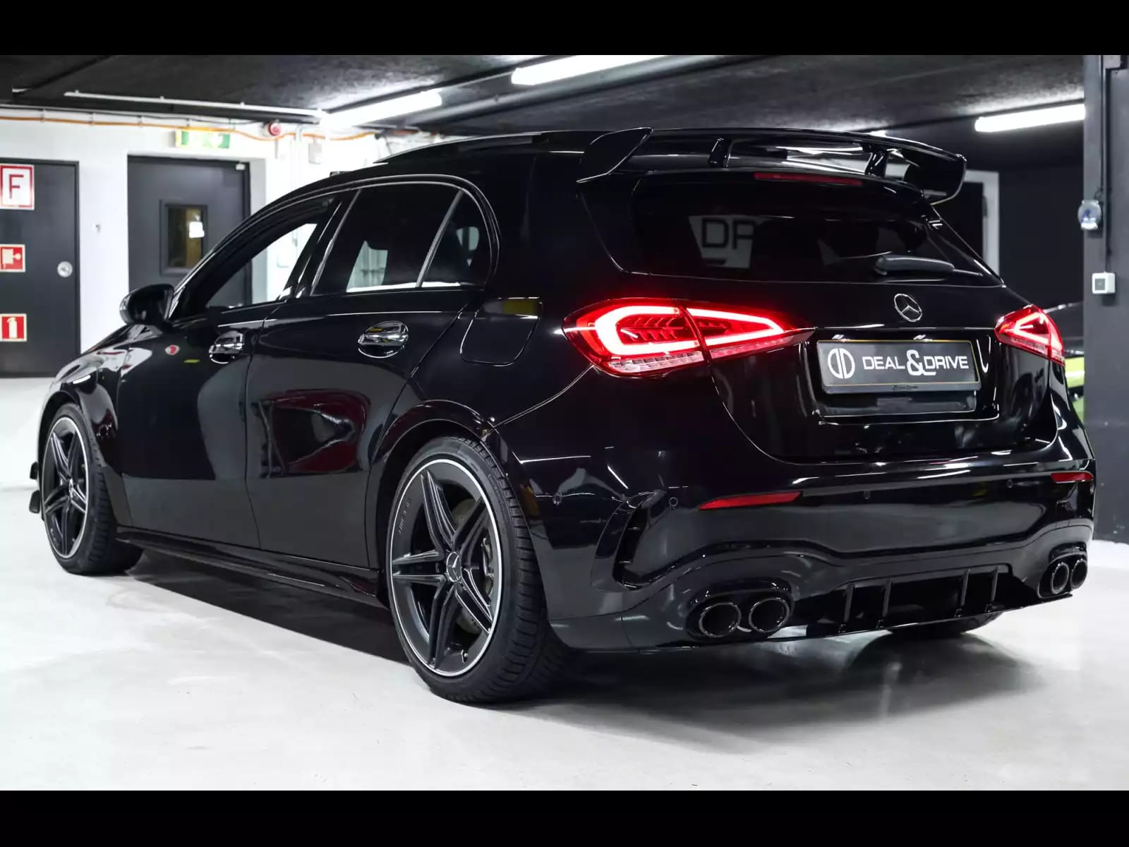 Mercedes-Benz A 45 AMG 4MATIC PACK AERODYNAMIQUE - Photo 1