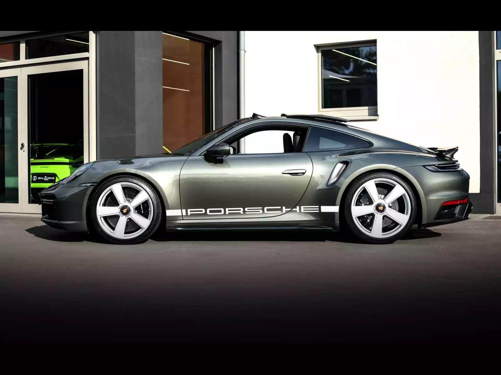 Porsche 911 (992.1) TURBO 50 JAHRE (S) COUPE PDK - Photo 1