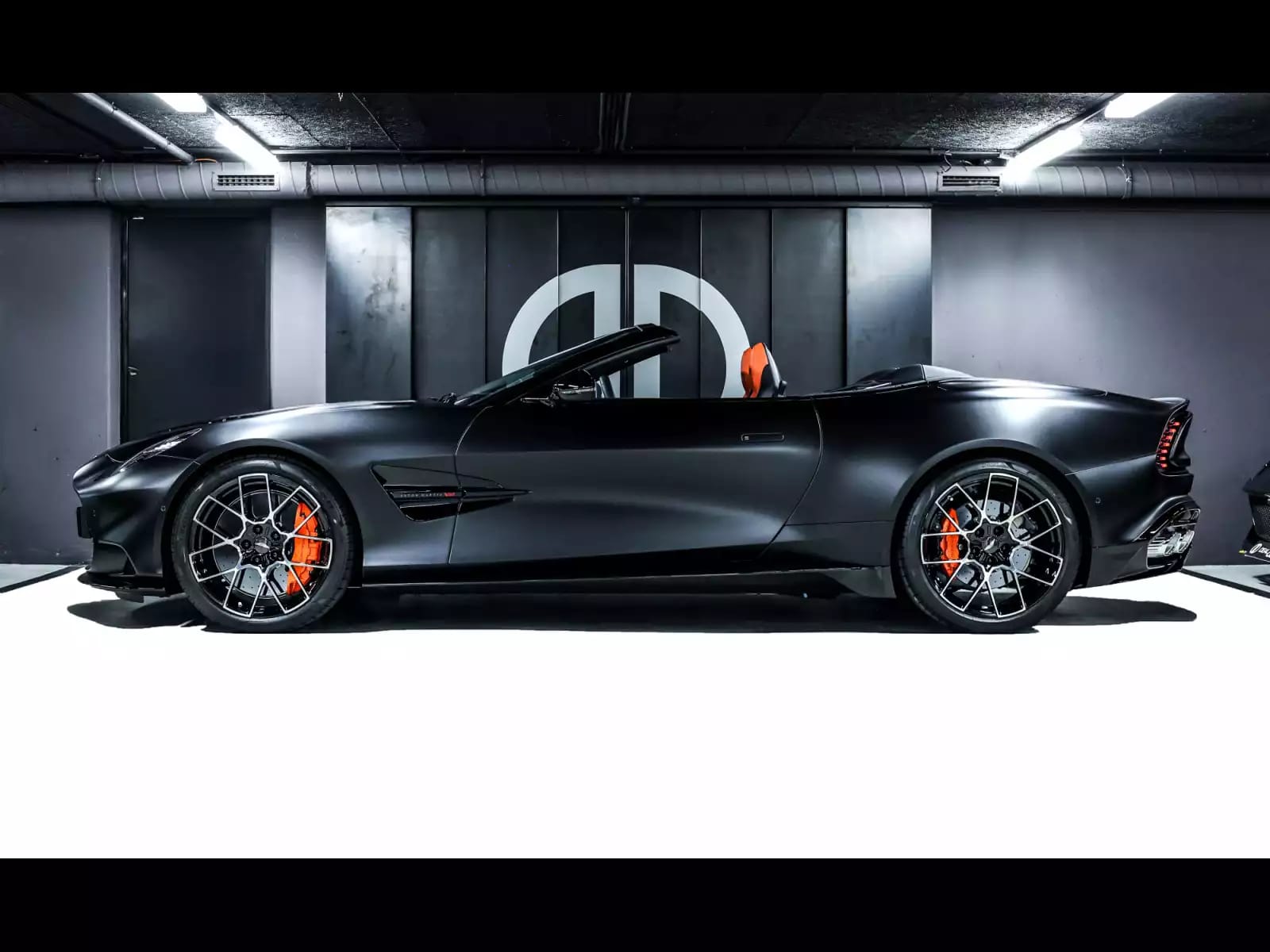 Aston Martin Vanquish III VOLANTE V12 BI-TURBO 5.2°XPEL STEALTH - Photo 1