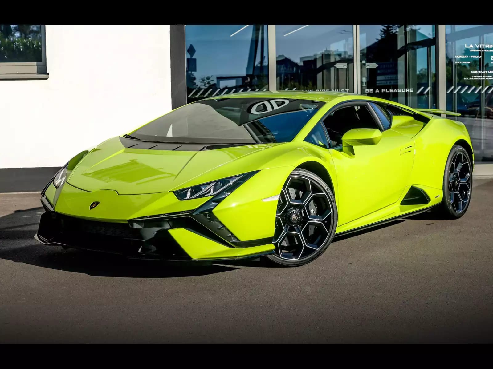 Lamborghini Huracán TECNICA LP640-2 5.2 V10 – VERDE SCANDAL - Photo 1
