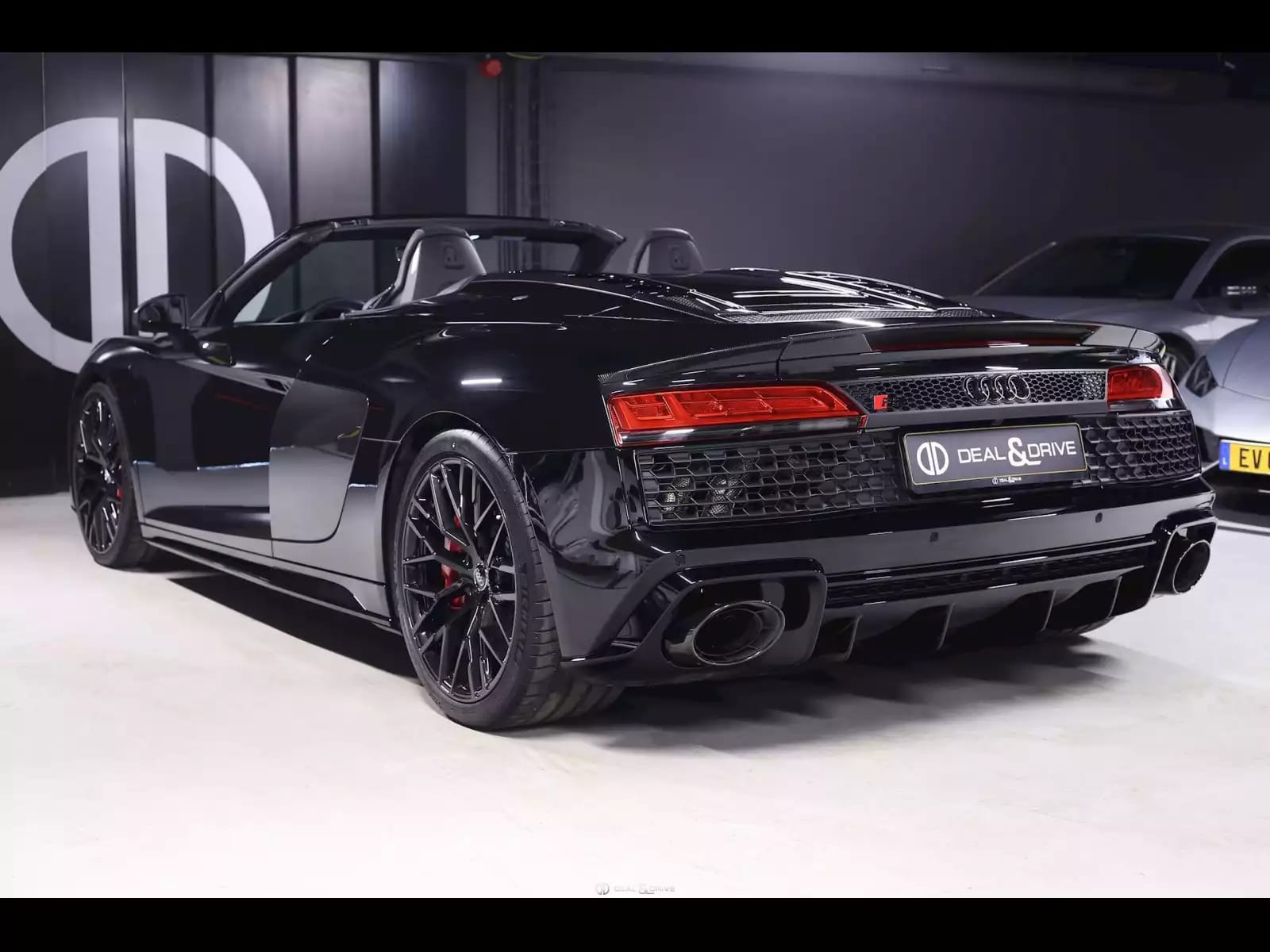 Audi R8 SPYDER V10 PERFORMANCE 5.2 FSI QUATTRO S-TRONIC – AUDI EXCLUSIVE CARBON PACK - Photo 1