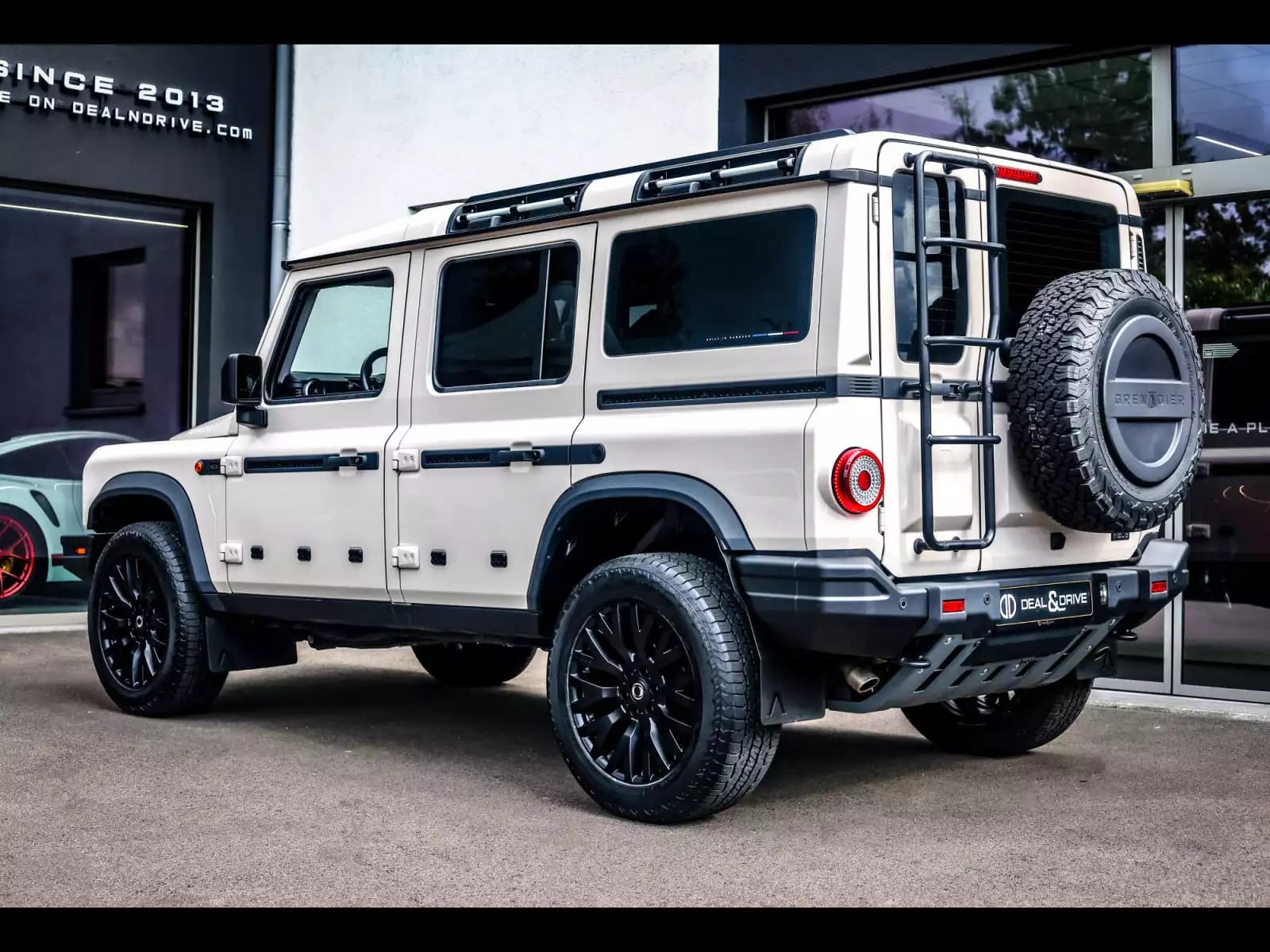 Ineos Grenadier STATION WAGON 3.0 TWIN-TURBO DIESEL TRIALMASTER EDITION – WARRANTY 07/2028 - Photo 1