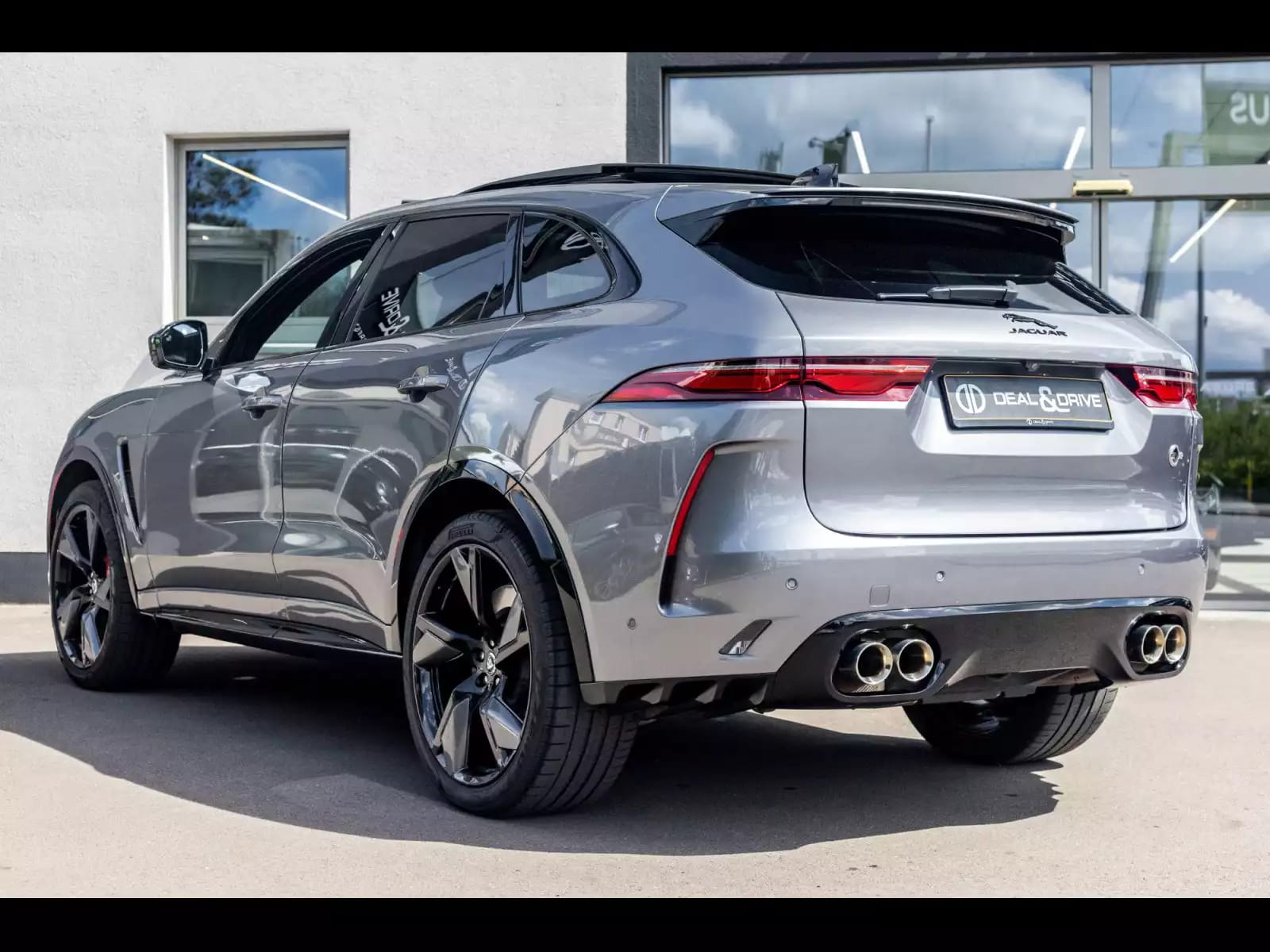 Jaguar F-Pace 5.0 SUPERCHARGED P550 SVR AWD – EIGER GREY METALLIC – WARRANTY 01/2029 - Photo 1